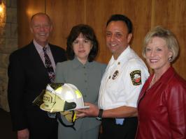 Chief_Esparza_Reception_11_29_06_042.jpg