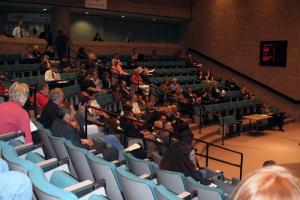 Chief_Esparza_Swearing_In_11_27_06_001.jpg