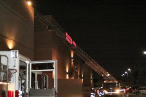 4_27_07WaterFlowCinemark_011.jpg