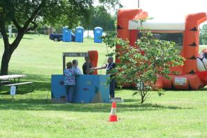 FD_Picnic_4_28_07_020.jpg