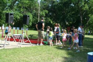 FD_Picnic_4_28_07_296.jpg