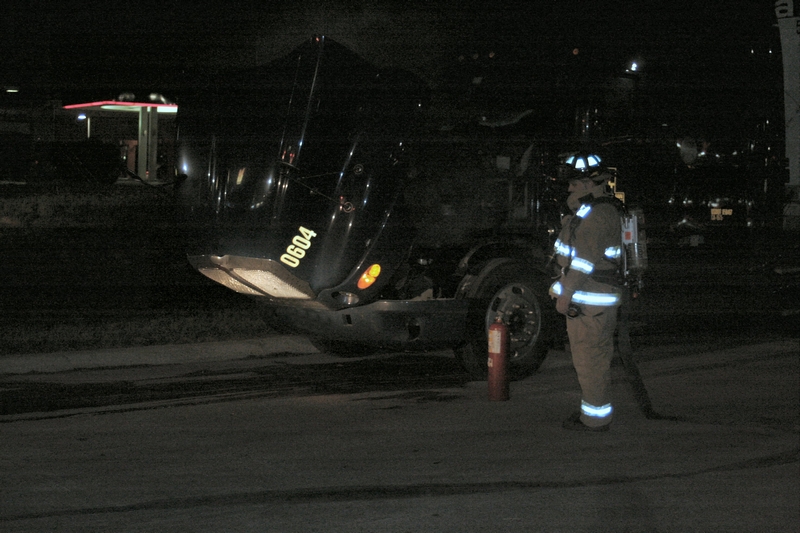 5-5-07_TruckFire_5200_Central_005.JPG